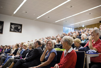 Publikum til forelæsning