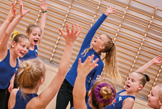 Piger til gymnastik